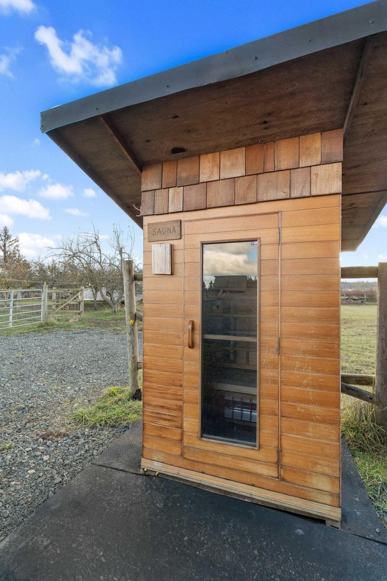 Blue Moon Tiny House, Sauna,Ht ポート・エンジェルス エクステリア 写真